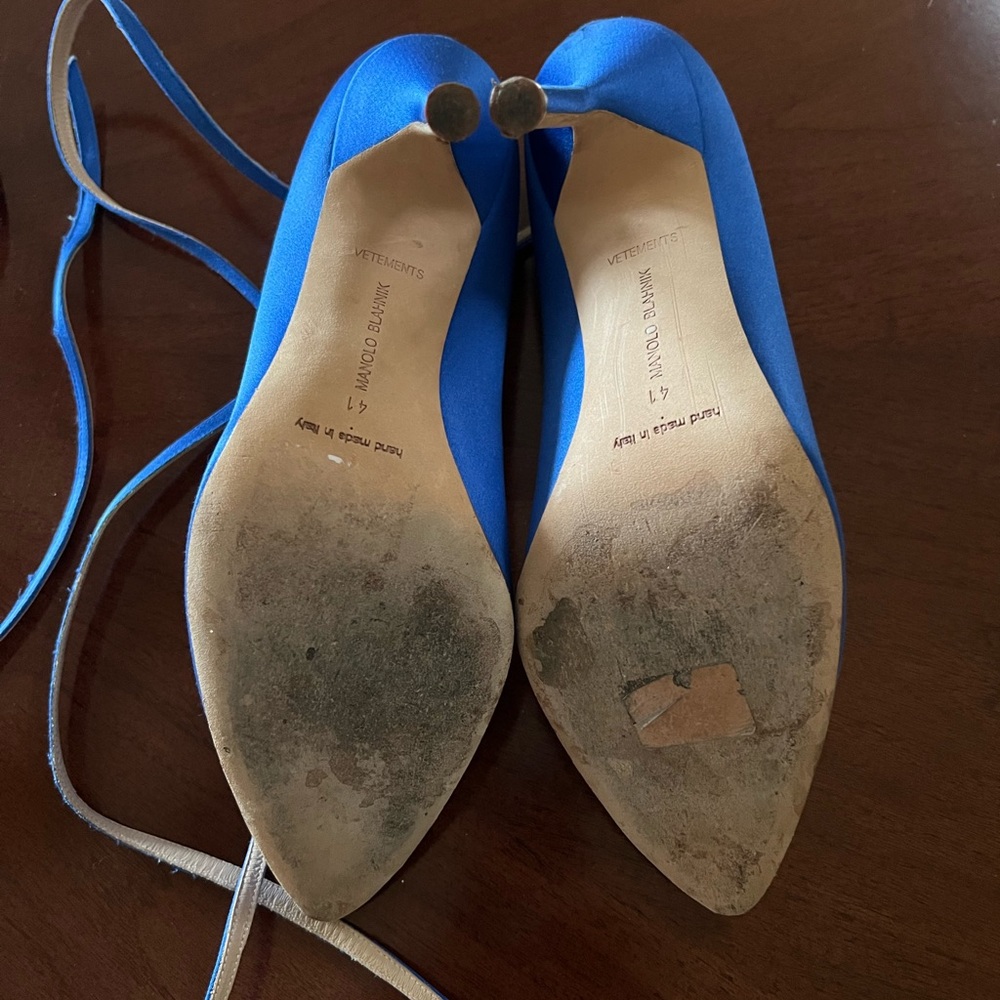 Manolo Blahnik ankle ribbon heels. Size 41 - Picture 3 of 6